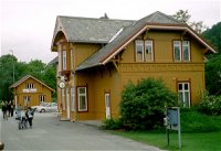 Hell stasjon