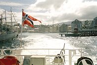 Ut fra Ålesund havn