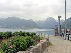 Fra Hella mot Balestrand.